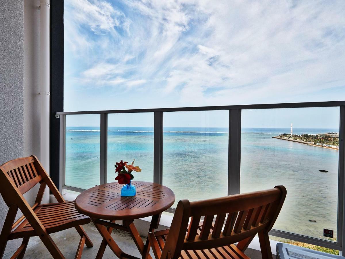 Beach Front Tower Mihama By Dsh Chatan Exterior photo
