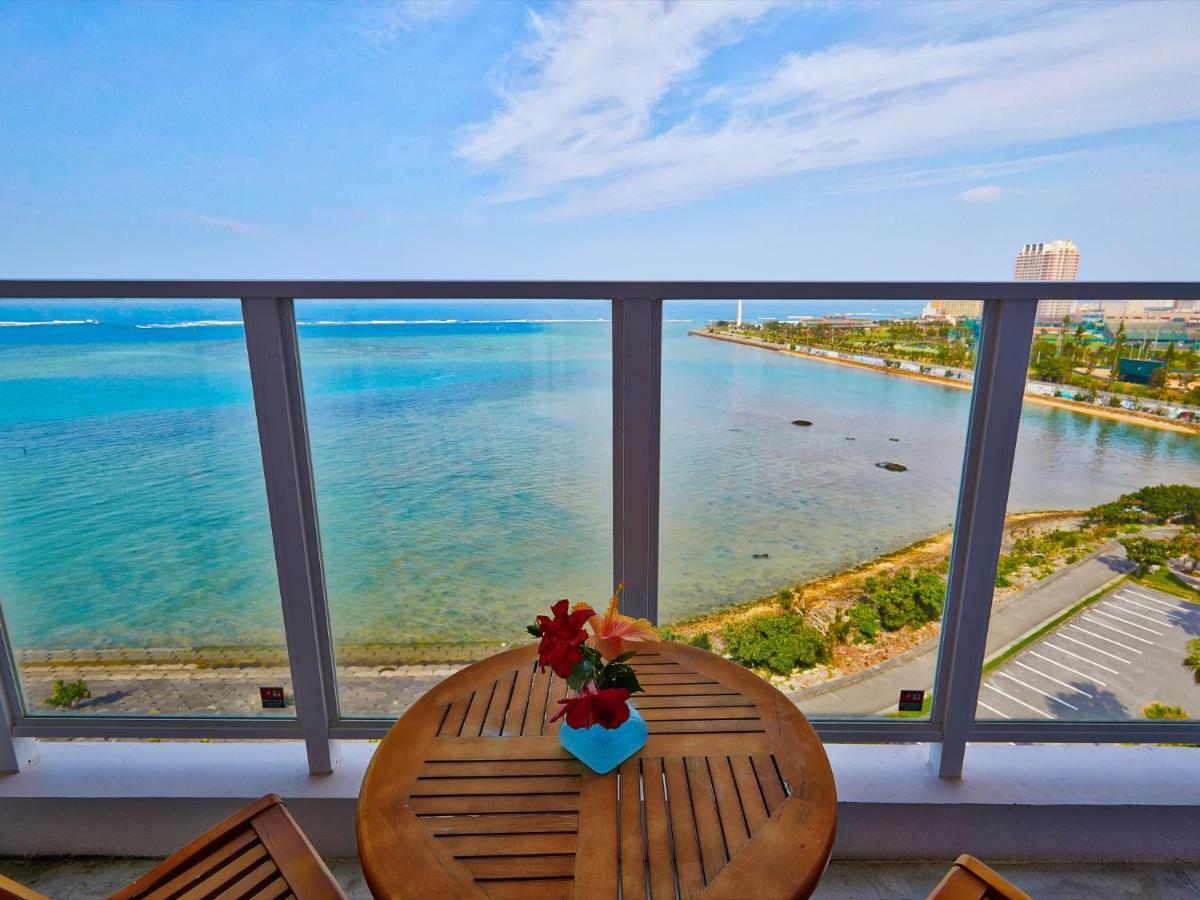 Beach Front Tower Mihama By Dsh Chatan Exterior photo